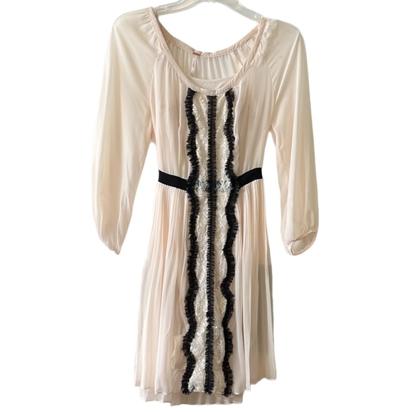 Free People Semi-Sheer Chiffon Lace Ruffle Front Dress, Cream, size 2 - Picture 3 of 10